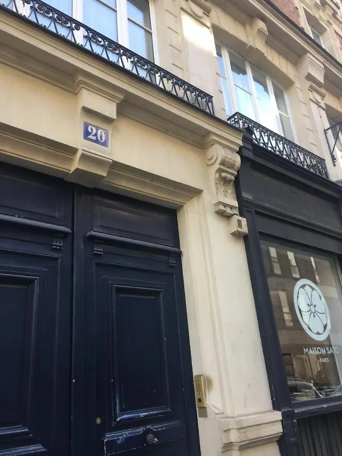Studette marais musee picasso Paris 0*,  France